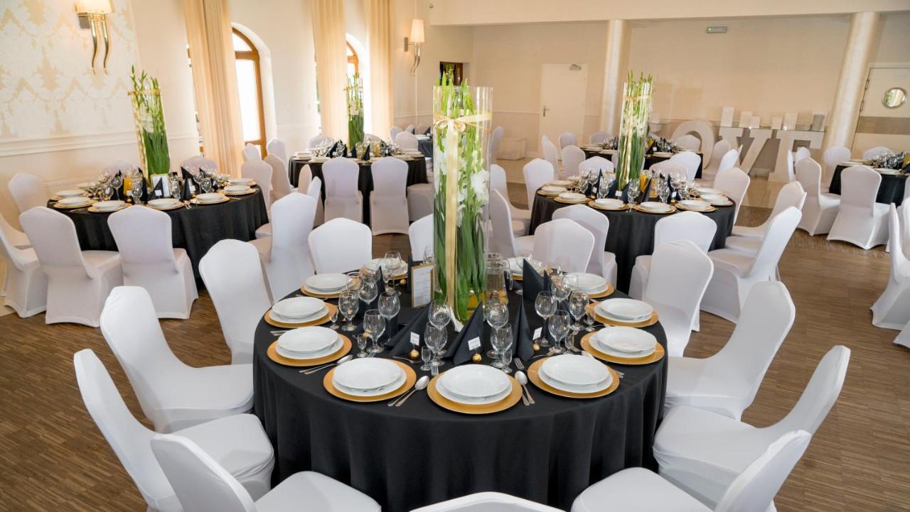 Potocki Dwor Otel Jędrzejów Dış mekan fotoğraf